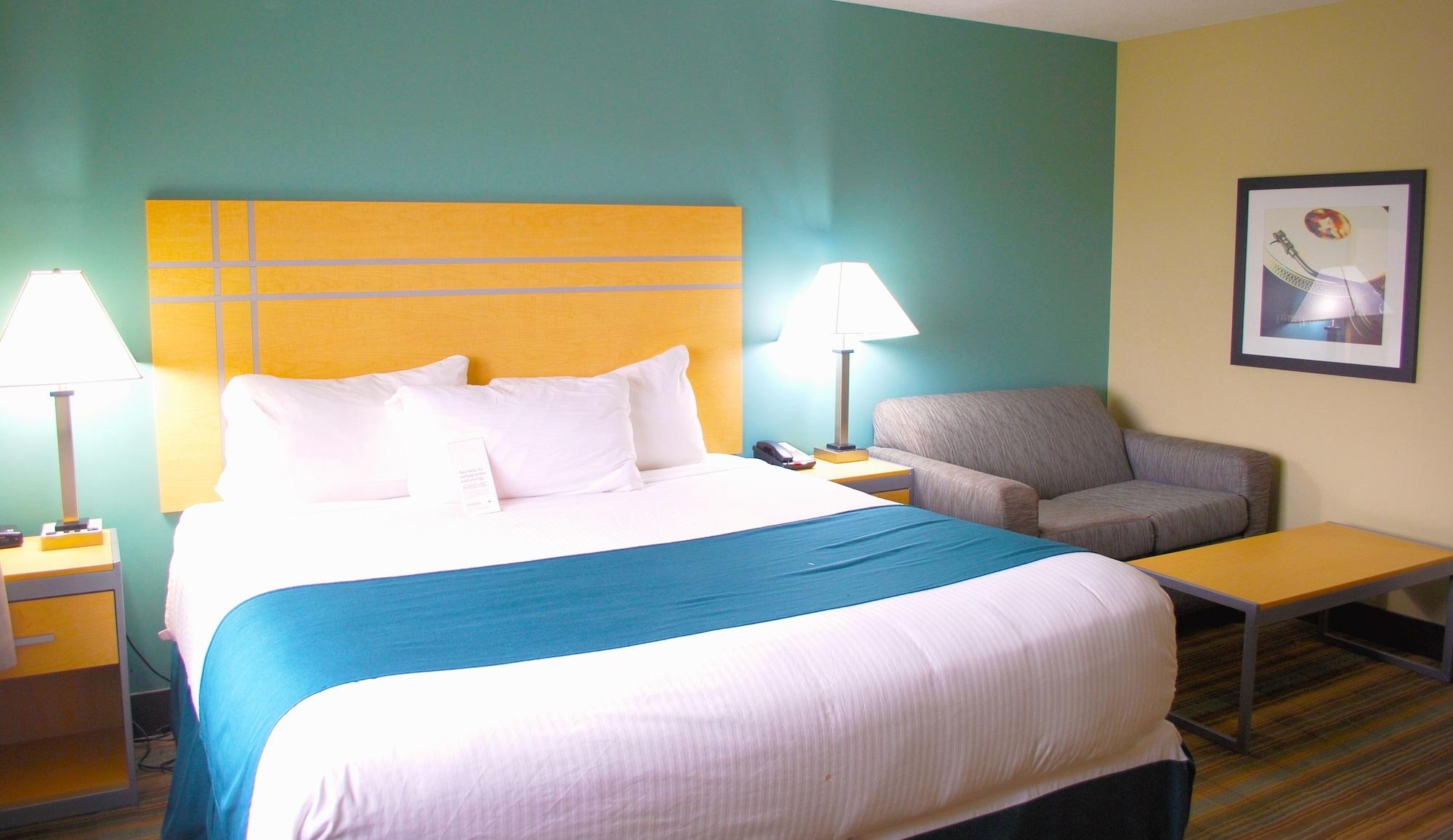 Ramada By Wyndham Edmonton Yellowhead Nw Exterior foto