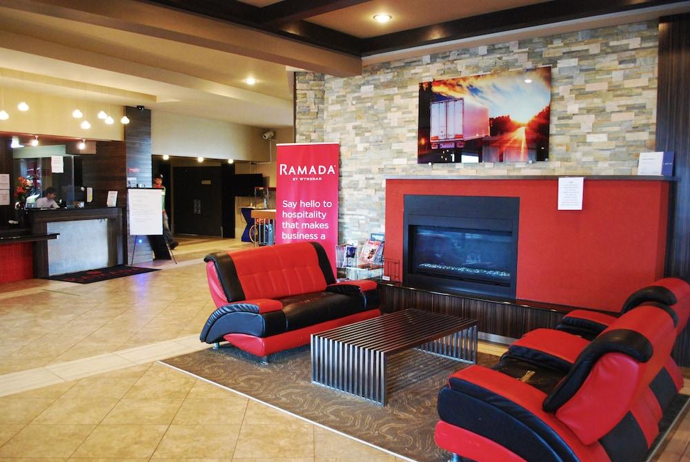 Ramada By Wyndham Edmonton Yellowhead Nw Exterior foto