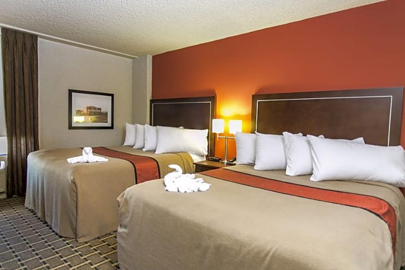 Ramada By Wyndham Edmonton Yellowhead Nw Exterior foto